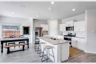 425 Passenger Trail, Fort Worth, TX 76131 - Photo 8