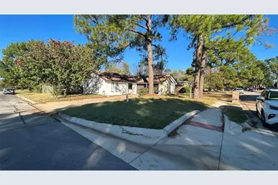 2118 Westwood Drive, Denton, TX 76205 - Photo 2