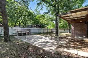 5720 Frisco Ave, Forest Hill, TX 76119 - Photo 26