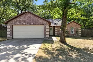 5720 Frisco Ave, Forest Hill, TX 76119 - Photo 2