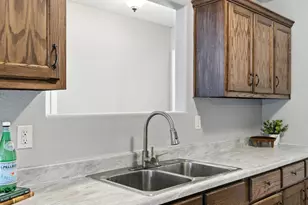 5720 Frisco Ave, Forest Hill, TX 76119 - Photo 16