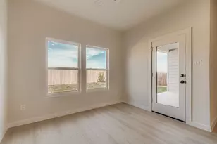 1045 Verde Vly Ln, Crowley, TX 76036 - Photo 12