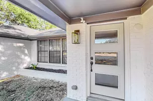 7437 Eccles Dr, Dallas, TX 75227 - Photo 4