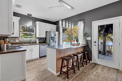 560 Jay Street, Denton, TX 76208 - Photo 6