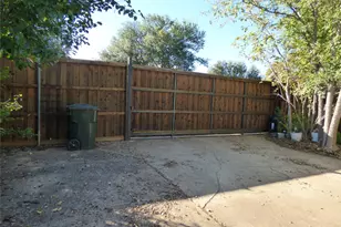 1506 E Peters Colony Rd, Carrollton, TX 75007 - Photo 32