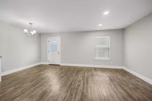 901 W Collins St, Denison, TX 75020 - Photo 2