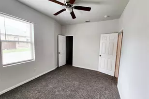 2000 May St, Fort Worth, TX 76110 - Photo 26