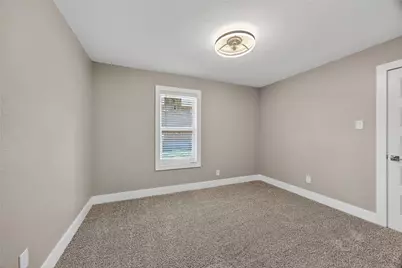5511 Glen Forest Lane, Dallas, TX 75241 - Photo 18