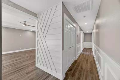 5511 Glen Forest Lane, Dallas, TX 75241 - Photo 16