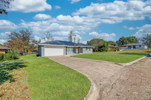 5511 Glen Forest Ln, Dallas, TX 75241 - Photo 1