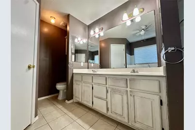 205 N Meadowview Drive, Waxahachie, TX 75165 - Photo 20