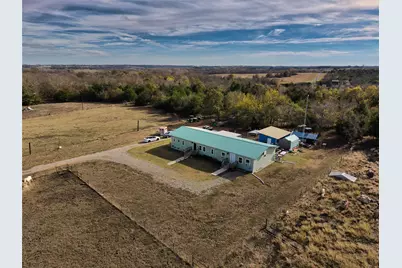 8676 Fm 697, Whitewright, TX 75491 - Photo 2
