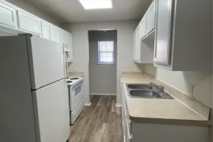 5217 Calloway St, Fort Worth, TX 76114 - Photo 2