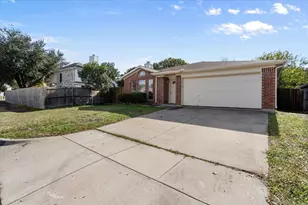 3744 Chaddybrook Ln, Fort Worth, TX 76137 - Photo 8