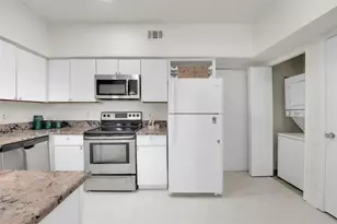 1700 Amelia Ct, Plano, TX 75075 - Photo 10