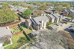 1700 Amelia Ct, Plano, TX 75075 - Photo 2