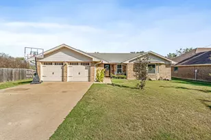 511 Moonlight Trail, Stephenville, TX 76401 - Photo 2