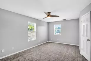 1915 Shaw St, Dallas, TX 75212 - Photo 16