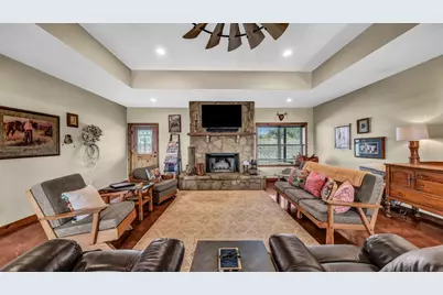 1551 Lution Drive, Weatherford, TX 76087 - Photo 4