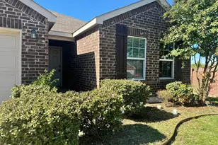 227 Citrus Dr, Fate, TX 75189 - Photo 2