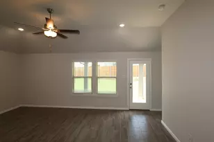 7540 Lavender Ln, Denton, TX 76249 - Photo 2