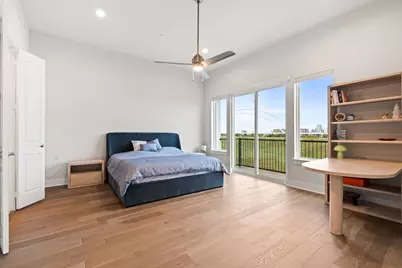 381 E Greenbriar Lane #1603, Dallas, TX 75203 - Photo 12