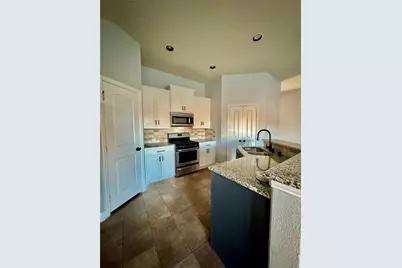 667 Sharpley, Fate, TX 75087 - Photo 4