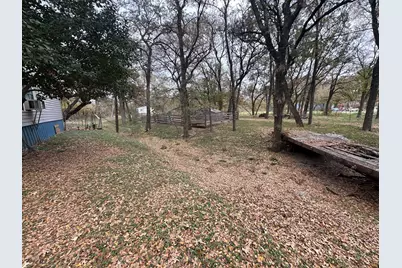 236 Oak Grove Circle, Elm Mott, TX 76640 - Photo 12