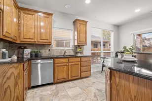 10413 Stoneside Trl, Fort Worth, TX 76244 - Photo 12