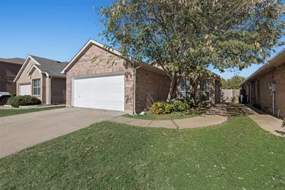 1249 Kielder Circle, Fort Worth, TX 76134 - Photo 2