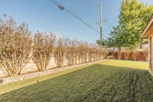 2305 Bridgeton Ln, Bedford, TX 76021 - Photo 40