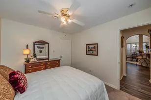 2305 Bridgeton Ln, Bedford, TX 76021 - Photo 16