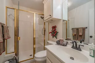 2305 Bridgeton Ln, Bedford, TX 76021 - Photo 14