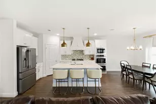 9524 Ocelot Ct, Godley, TX 76044 - Photo 8