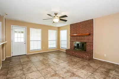 4149 Stinwick Lane, Grand Prairie, TX 75052 - Photo 2