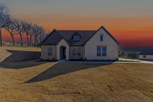 405 Hayden Faith Ct, Springtown, TX 76082 - Photo 1