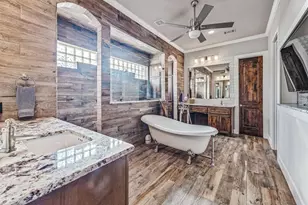 19069 Lakeview Ct, Whitney, TX 76692 - Photo 20