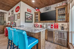 19069 Lakeview Ct, Whitney, TX 76692 - Photo 24