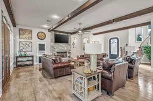 19069 Lakeview Ct, Whitney, TX 76692 - Photo 10