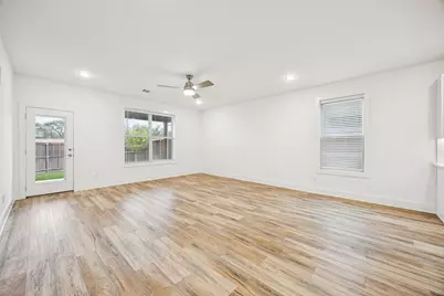 10832 Eva Mae Boulevard, Grand Prairie, TX 76065 - Photo 18