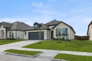 2401 Rams Horn Dr, Waxahachie, TX 75167 - Photo 2