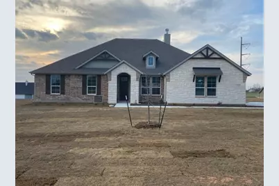 124 Hillview Trail, Decatur, TX 76234 - Photo 1