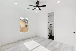 823 S Winnetka Ave, Dallas, TX 75208 - Photo 18