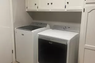 315 S Baker St, Granbury, TX 76048 - Photo 22