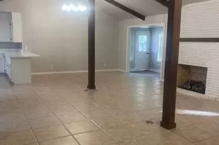 315 S Baker St, Granbury, TX 76048 - Photo 10