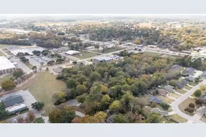 511 Baker Street, Lindale, TX 75771 - Photo 8