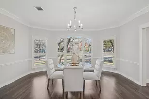 700 Pistachio Cir, Irving, TX 75063 - Photo 10