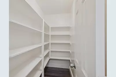 700 Pistachio Circle, Irving, TX 75063 - Photo 22