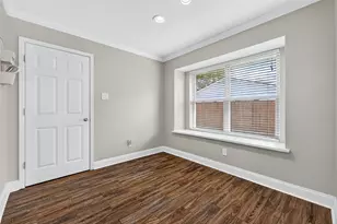 419 W Center St, Whitewright, TX 75491 - Photo 10