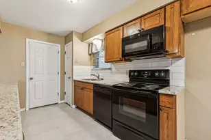 236 Evelyn St, DeSoto, TX 75115 - Photo 8